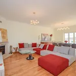 Spacious 4-bedroom With Private Heated Pool In Quinta Da Beloura Ideal For Families & Long *
