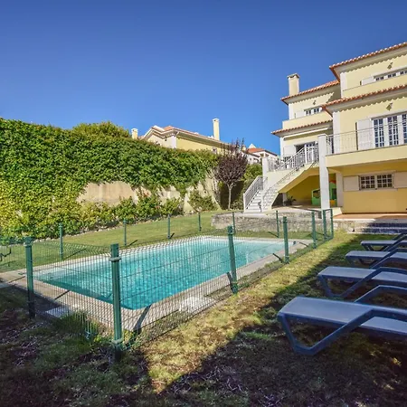 Spacious 4-bedroom With Private Heated Pool In Quinta Da Beloura Ideal For Families & Long