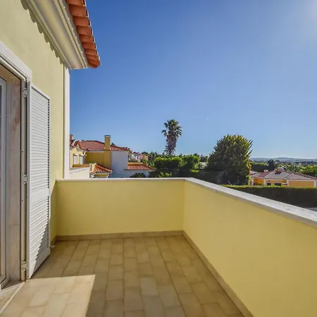 Villa Spacious 4-bedroom With Private Heated Pool In Quinta Da Beloura Ideal For Families & Long