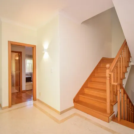 Villa Spacious 4-bedroom With Private Heated Pool In Quinta Da Beloura Ideal For Families & Long *