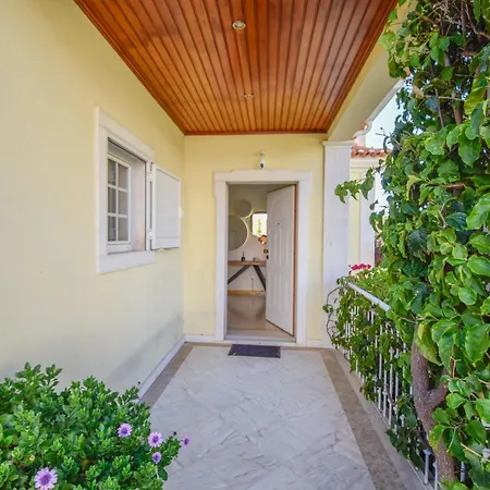 Villa Spacious 4-bedroom With Private Heated Pool In Quinta Da Beloura Ideal For Families & Long